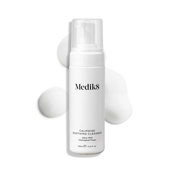 Calmwise™ Soothing Cleanser - Medik8.fi