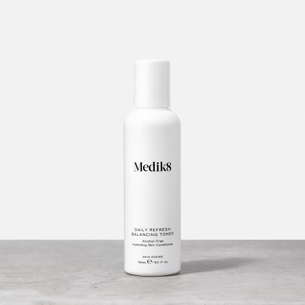 Daily Refresh Balancing Toner™ - Medik8.fi
