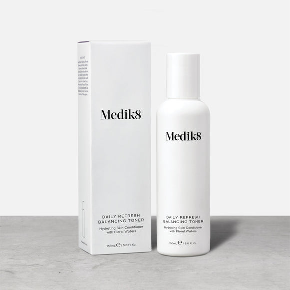 Daily Refresh Balancing Toner™ - Medik8.fi