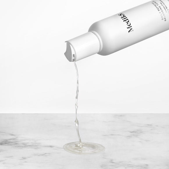 Daily Refresh Balancing Toner™ - Medik8.fi