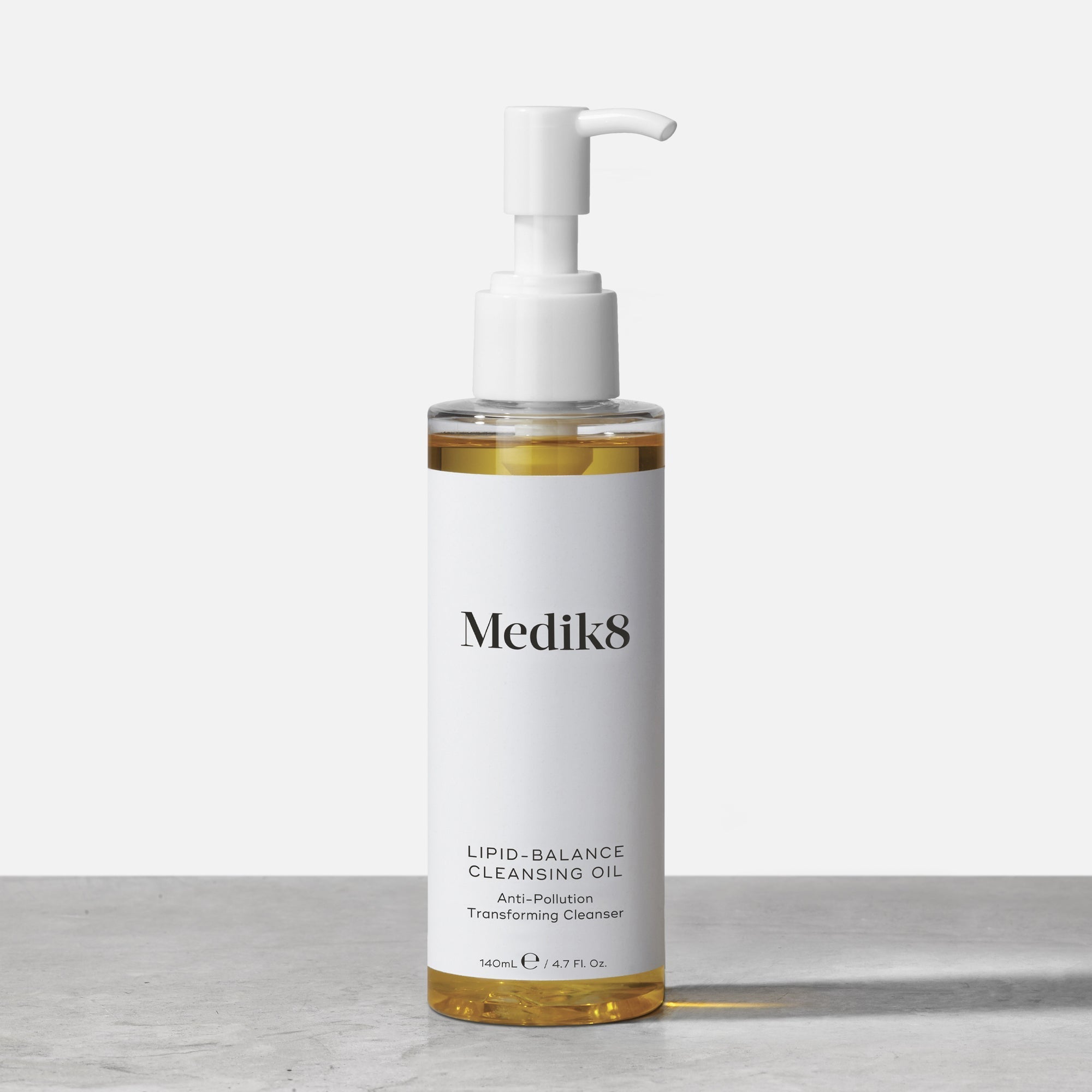 Lipid-Balance Cleansing Oil™ - Medik8.fi