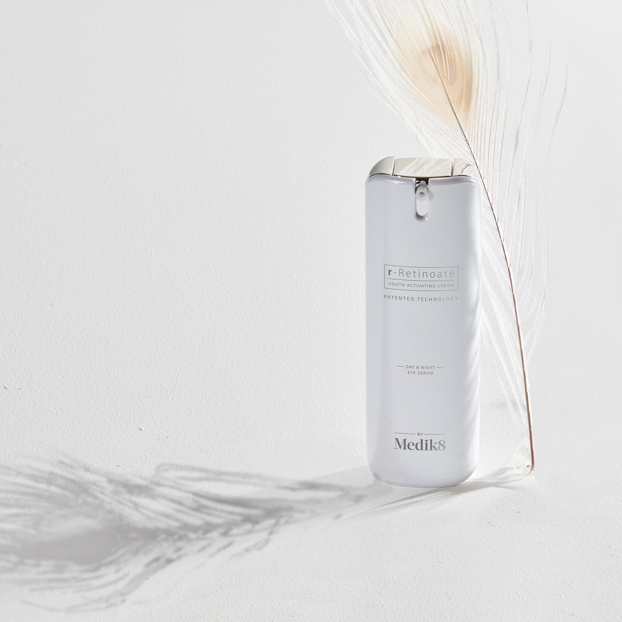 r-Retinoate® Day & Night Eye Serum - Medik8.fi